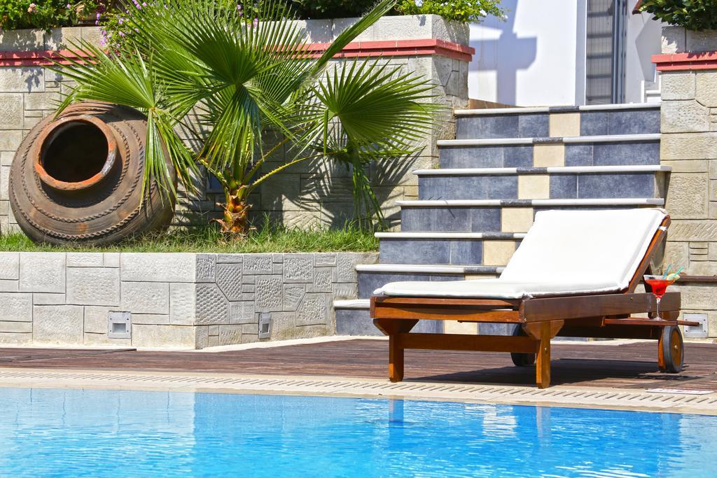 Sirena Residence & Spa มาราโธคามปอส ภายนอก รูปภาพ